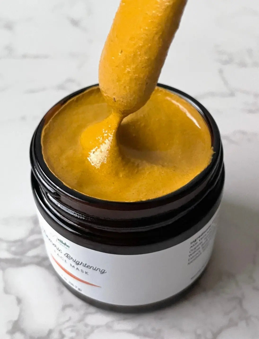 Masque facial éclaircissant au curcuma et au miel de Manuka - FloraPharma